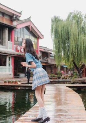 学生眼中的老师在线观看_BD英语免费在线观看